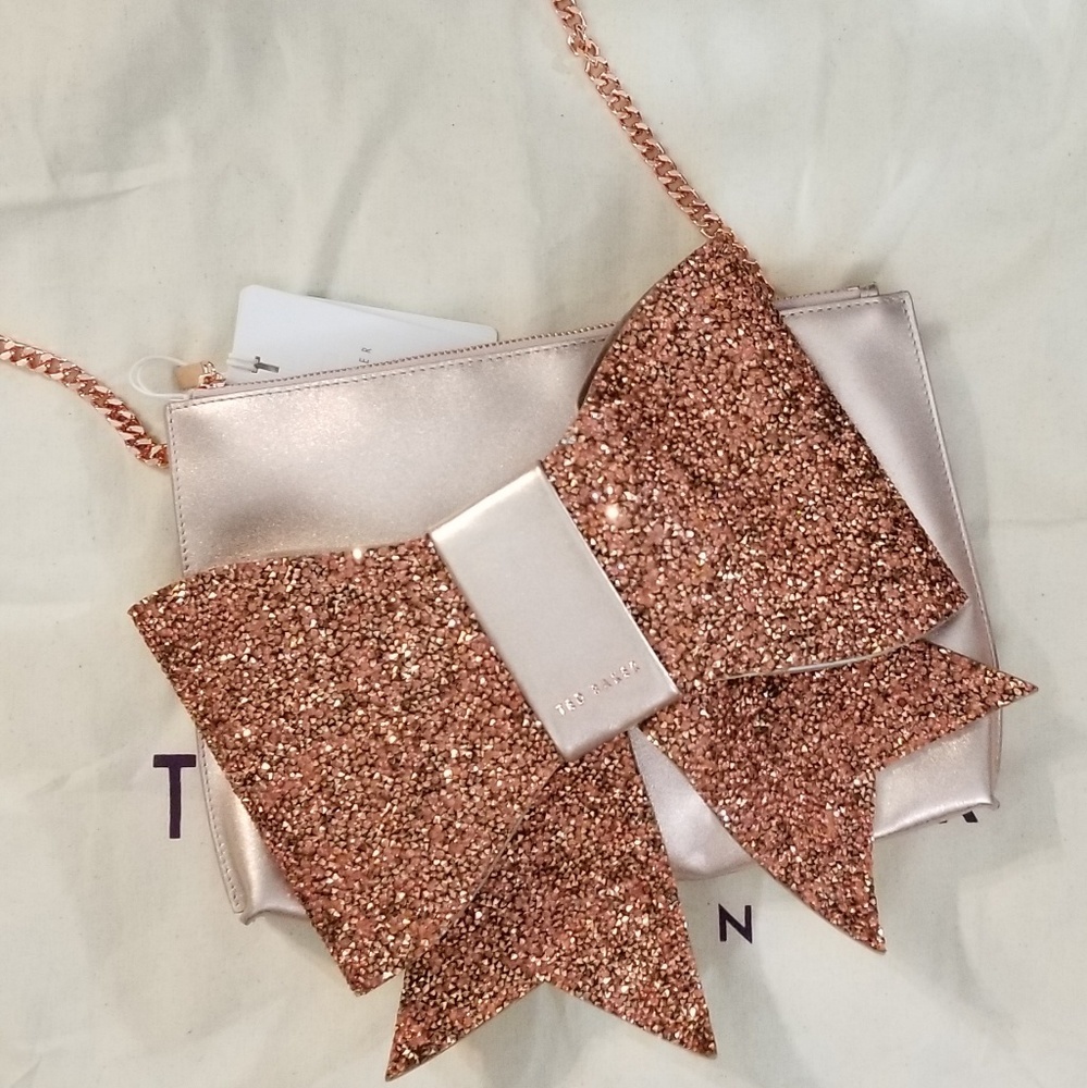 🍒NWT🍒 TED BAKER OVERSIZED BOW CLUTCH - Picture 1 of 7